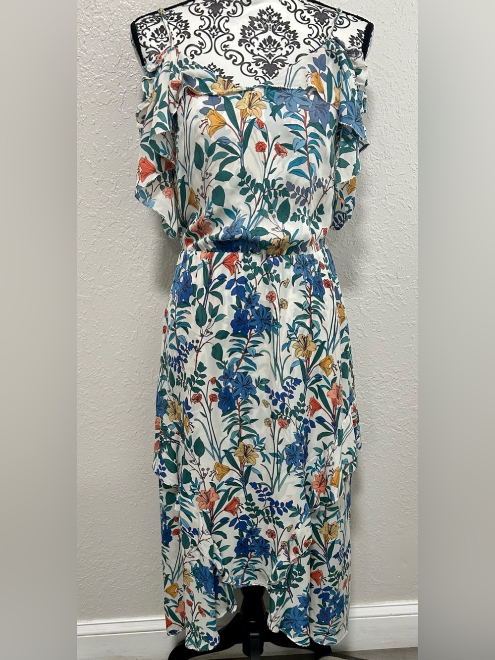 Parker Floral Kam Dress featuring a cold-shoulder neckline Size XS